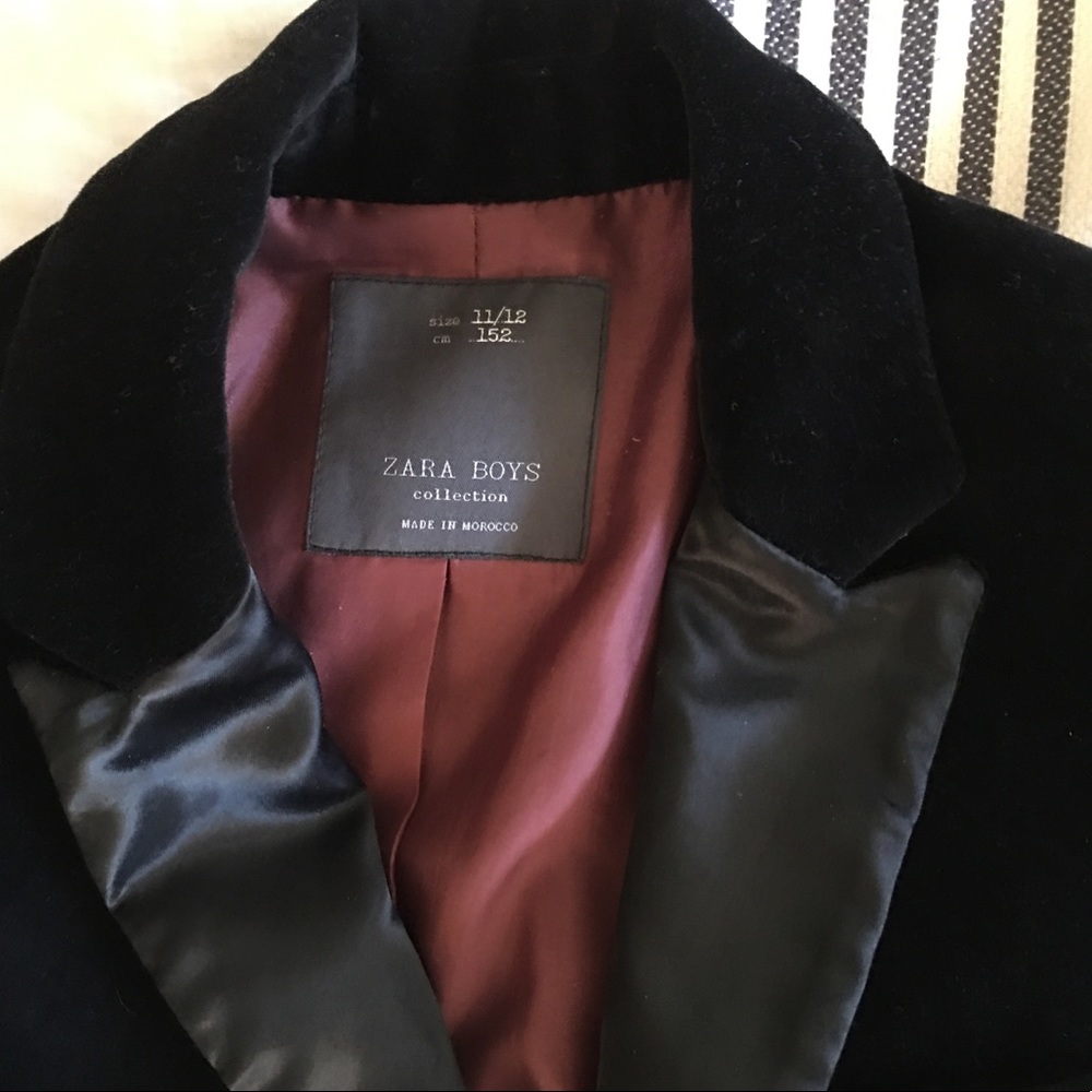 Zara Boys 11/12 Black Velvet Satin Lounge Blazer
